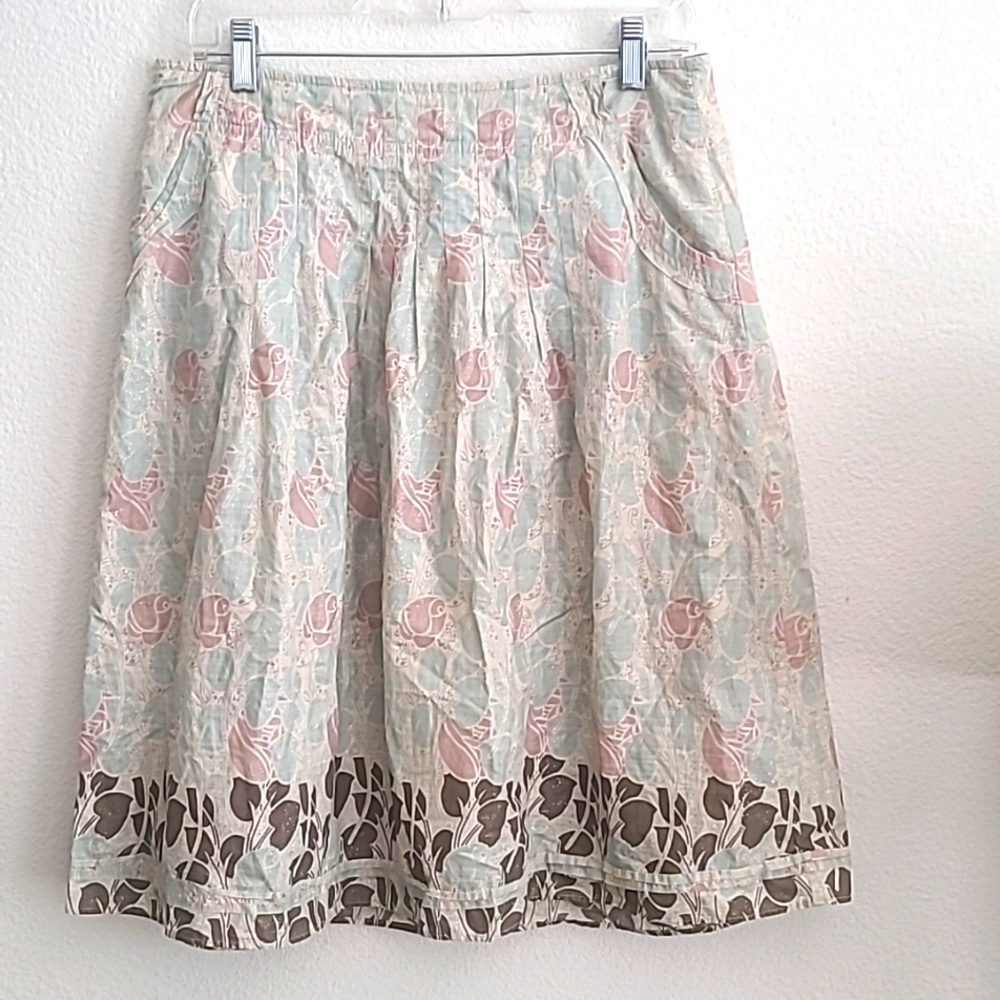 DKNY Jeans skirt size 6 fully lined with pockets
